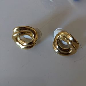 Vintage clip on earrings